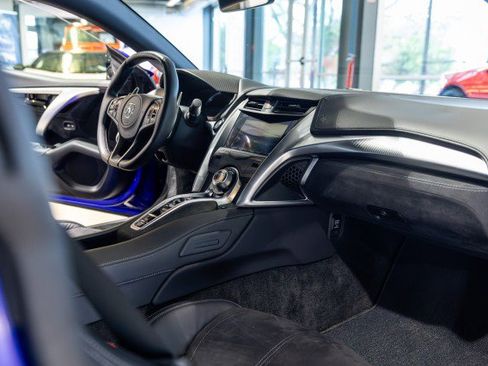 Used 2017 Acura NSX AWD/4WD image 31