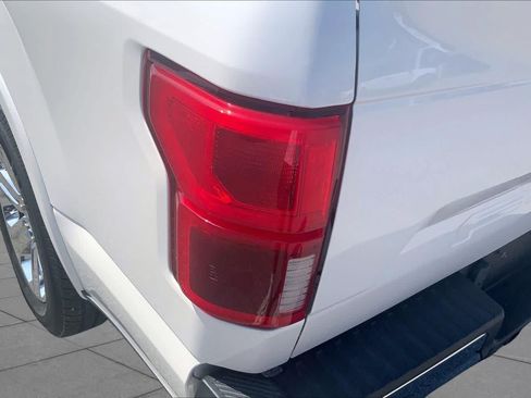 Used 2019 Ford F150 Lariat w/ Equipment Group 502A Luxury RWD image 29