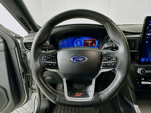 Used 2020 Ford Explorer ST w/ ST High-Performance Pack AWD/4WD image 18