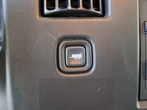 Used 2025 Chevrolet Express 2500 w/ Driver Convenience Package RWD image 14