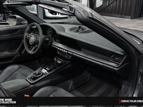 Used 2024 Porsche 911 Targa 4 GTS w/ Premium Package image 21