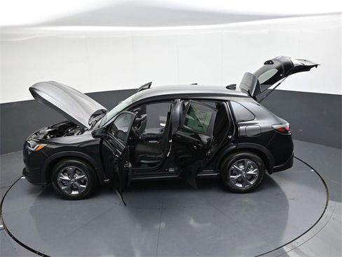 New 2026 Honda HR-V LX image 40