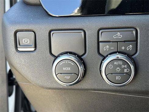 New 2026 GMC Sierra 1500 Elevation w/ LPO, Elevation Black Package image 16