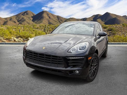 Used 2018 Porsche Macan S AWD/4WD image 2
