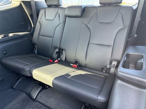 New 2025 Kia Telluride S image 8