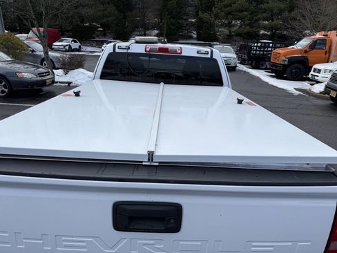 Used 2021 Chevrolet Colorado LT w/ Fleet Safety Package image 8