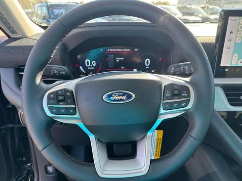 New 2026 Ford Explorer Active image 24