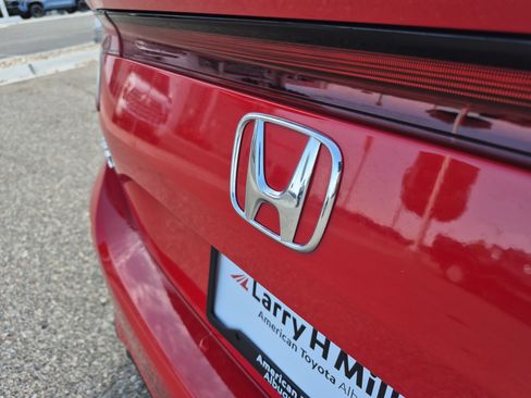 Used 2024 Honda Civic Sport image 23
