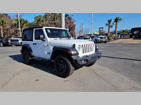 Used 2023 Jeep Wrangler Sport image 35