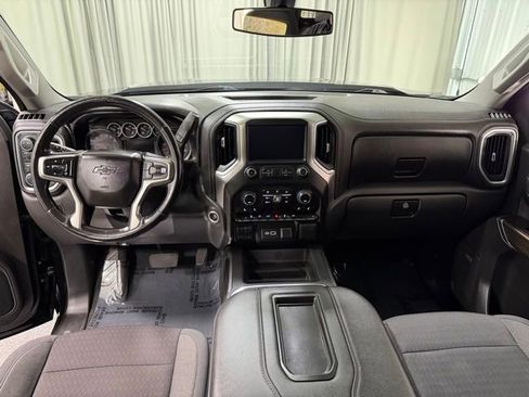 Used 2020 Chevrolet Silverado 1500 RST AWD/4WD image 11