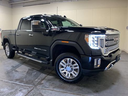Used 2023 GMC Sierra 2500 Denali AWD/4WD image 1