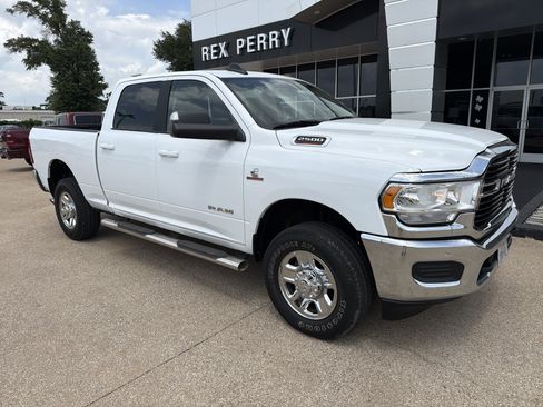 Used 2020 RAM 2500 Big Horn AWD/4WD image 2