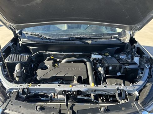 Used 2024 Chevrolet Equinox LT image 8