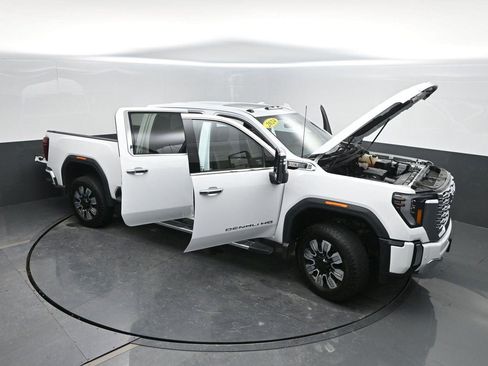 Used 2024 GMC Sierra 2500 Denali w/ Denali Reserve Package image 50