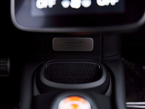 Used 2026 McLaren Artura RWD image 83