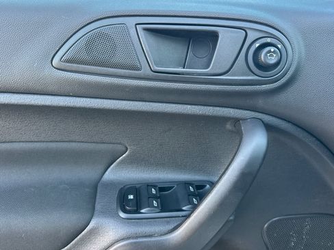 Used 2019 Ford Fiesta ST-Line w/ ST Line Cold Weather Package image 12