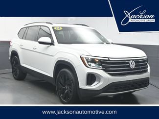 Used 2024 Volkswagen Atlas SE FWD video 1