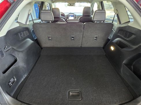 Used 2022 Ford Edge SEL w/ Convenience Package image 12