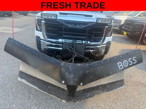 Used 2024 GMC Sierra 3500 Pro w/ Convenience Package AWD/4WD image 1