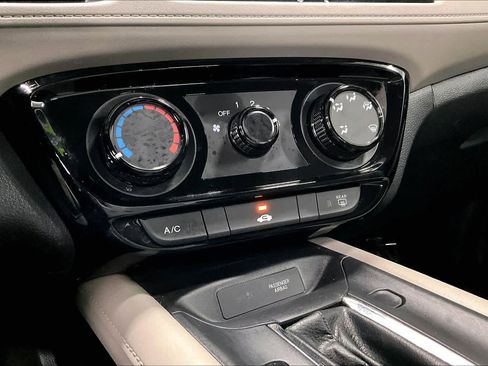 Used 2021 Honda HR-V LX image 34