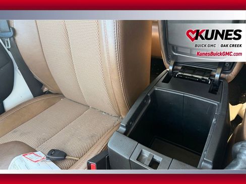 Used 2016 Jeep Wrangler Unlimited Sahara image 21