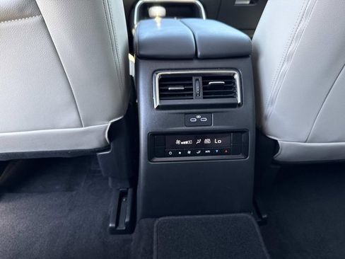 Certified 2025 MAZDA CX-90 3.3 Turbo w/ Preferred Package image 25