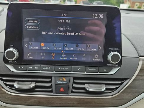 Used 2023 Nissan Altima 2.5 SV FWD image 26