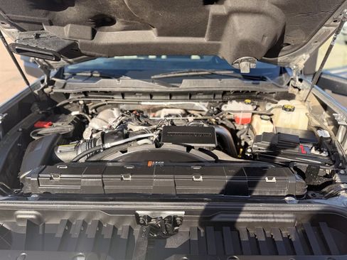 Used 2024 Chevrolet Silverado 3500 LTZ w/ LTZ Convenience Package image 9