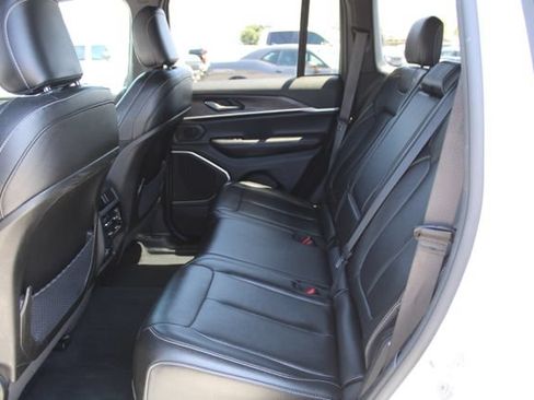 Used 2024 Jeep Grand Cherokee Limited 4xe AWD/4WD image 41