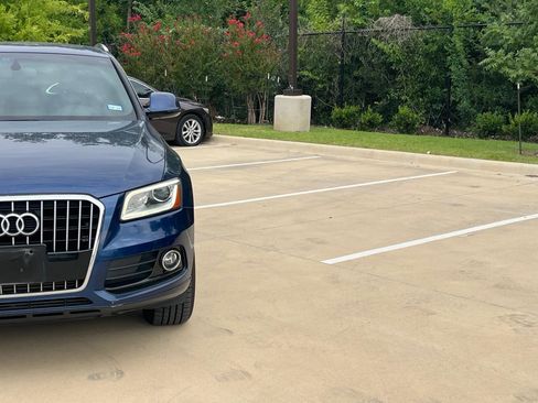 Used 2016 Audi Q5 2.0T Premium AWD/4WD image 3