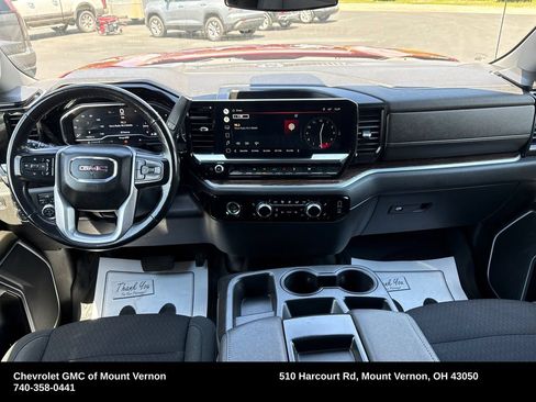 Used 2022 GMC Sierra 1500 Elevation w/ LPO, Elevation Black Package AWD/4WD image 15