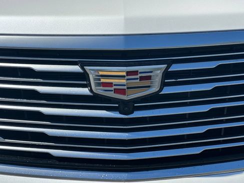 Certified 2025 Cadillac Escalade ESV Premium Luxury Platinum AWD/4WD image 47