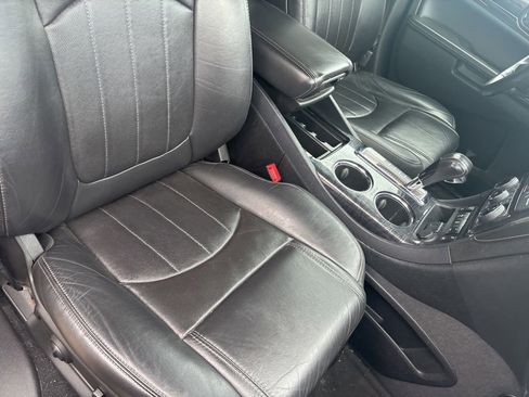 Used 2016 Buick Enclave Premium AWD/4WD image 26