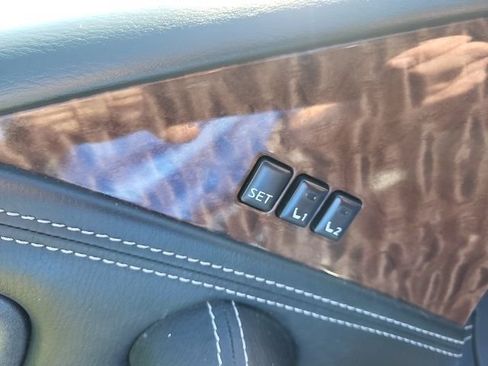 Used 2020 Nissan Armada SL RWD image 30