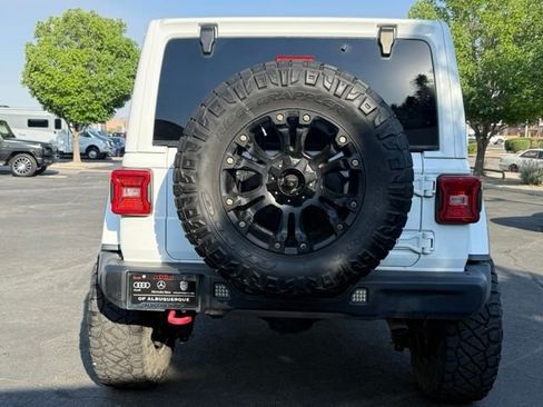 Used 2018 Jeep Wrangler Unlimited Rubicon AWD/4WD image 6