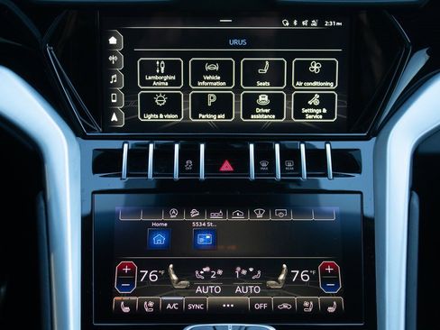 Used 2020 Lamborghini Urus image 16