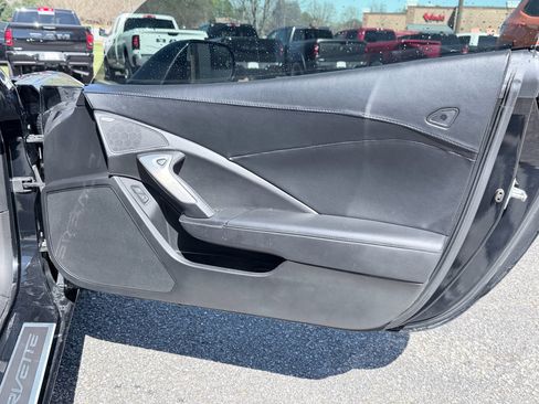 Used 2018 Chevrolet Corvette Stingray Coupe w/ 3LT Preferred Equipment Group image 28