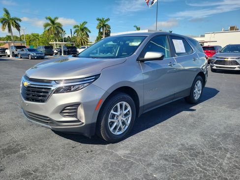 Used 2024 Chevrolet Equinox LT AWD/4WD image 2