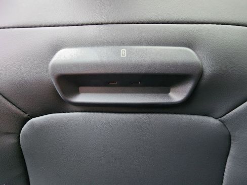 New 2026 Ford Expedition Tremor image 17