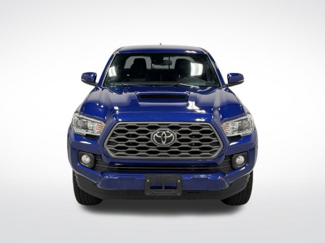 Used 2023 Toyota Tacoma TRD Sport w/ Technology Package AWD/4WD image 3