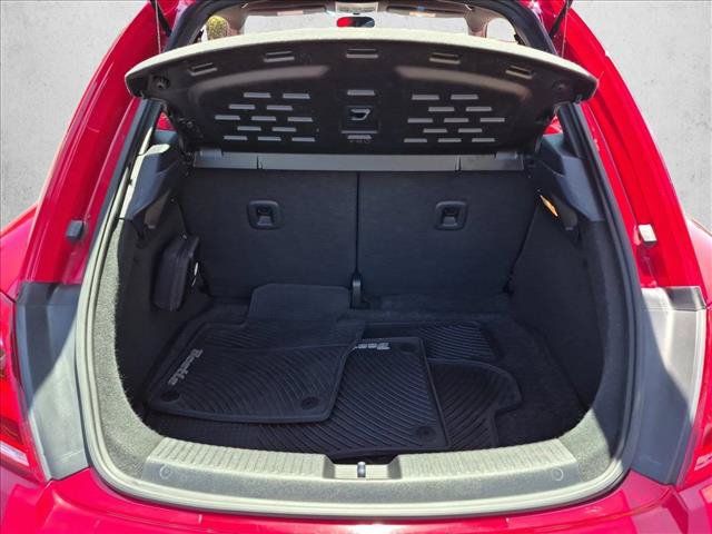 Used 2013 Volkswagen Beetle 2.5 FWD image 6