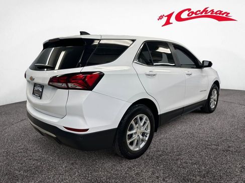 Certified 2024 Chevrolet Equinox LT w/ LPO, Floor Liner Package image 26