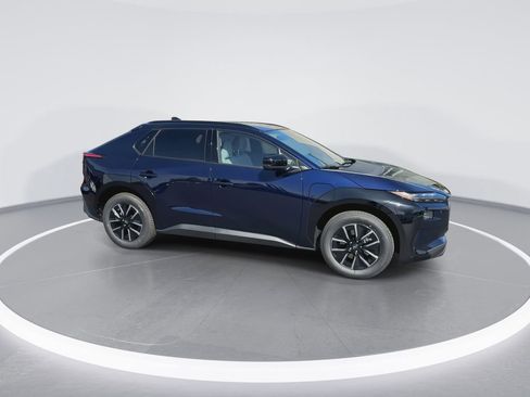 New 2026 Subaru Solterra Premium image 2