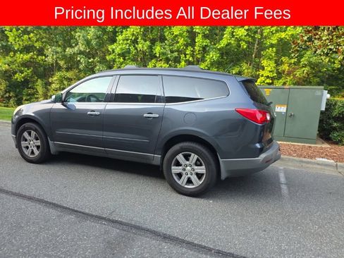Used 2012 Chevrolet Traverse LT FWD image 8