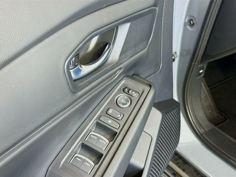 New 2025 Honda Accord SE image 19