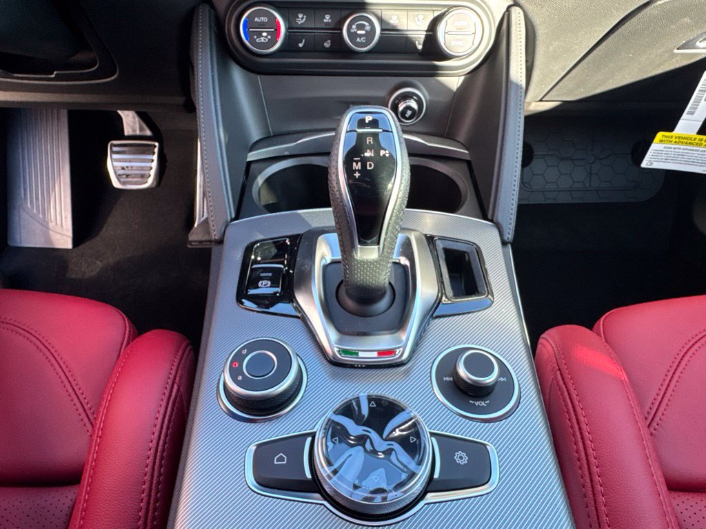 New 2026 Alfa Romeo Stelvio Sprint AWD/4WD image 15