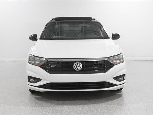 Used 2020 Volkswagen Jetta R-Line w/ R-Line Cold Weather Package FWD image 2