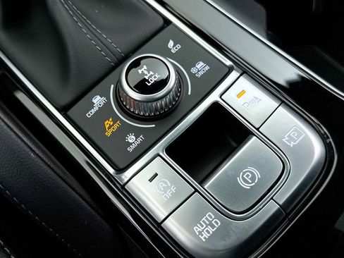 Used 2024 Kia Telluride SX X-Line image 12