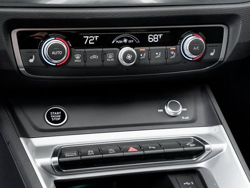 Certified 2025 Audi Q3 2.0T Premium Plus w/ Premium Plus Package image 17