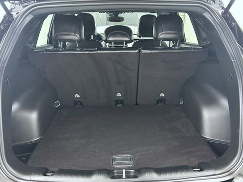 Used 2024 Jeep Compass Limited image 21